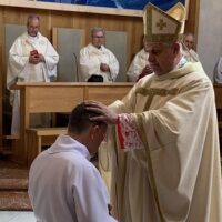 Jáhenské svěcení Tomáše Machuly a Josefa Mrvíka