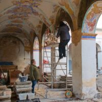 1. Pokračují opravy poutního areálu v Římově