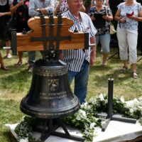 35. TUČAPY: svěcení nových zvonů