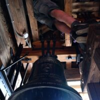 46. TUČAPY: svěcení nových zvonů