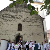 5. LOMNICE NAD LUŽNICÍ: Děkovná krojovaná mše svatá