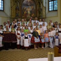 17. LOMNICE NAD LUŽNICÍ: Děkovná krojovaná mše svatá