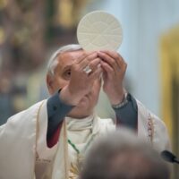 18. STRAKONICE: První mše svatá v kostele sv. Prokopa po rekonstrukci