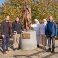 13. PRACHATICE: Návštěva prof. Charlese Strausse