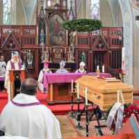 10. VACOV: Rozloučení s otcem Janouškem