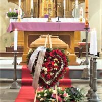 3. VELHARTICE: Pohřeb otce Jana Janouška