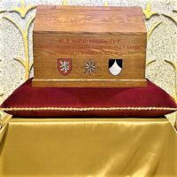 Č. BUDĚJOVICE: Slavnostní uložení ostatků bl. Jindřicha Libraria