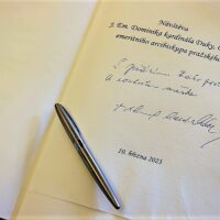 5. Č. BUDĚJOVICE: Slavnostní uložení ostatků bl. Jindřicha Libraria