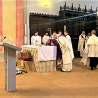 11. Č. BUDĚJOVICE: Slavnostní uložení ostatků bl. Jindřicha Libraria