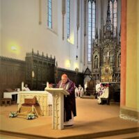 14. Č. BUDĚJOVICE: Slavnostní uložení ostatků bl. Jindřicha Libraria