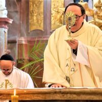 7. ZLATÁ KORUNA: 760 let od založení