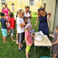 3. NEPOMUK: Den dětí na farní zahradě Arciděkanství
