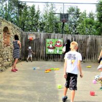 6. NEPOMUK: Den dětí na farní zahradě Arciděkanství