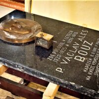 1. TŘEBOŇ: Vzpomínka na P. V. A. Bouze a trvalé sliby A. Kratochvíla