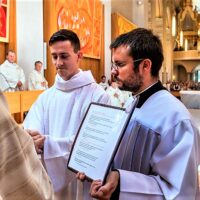 9. Č. BUDĚJOVICE: Jáhenské svěcení Vojtěcha Razimy