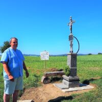 4. KESTŘANY: Slavnostní žehnání obnoveného kříže