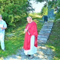 10. Vzpomínka na vztyčení a posvěcení Kříže smíření