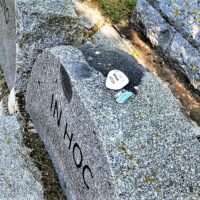 12. Vzpomínka na vztyčení a posvěcení Kříže smíření