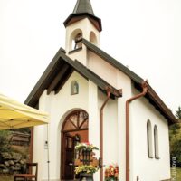 3. HODKOV: Poutní bohoslužba se svěcením zvonu