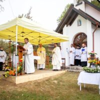 6. HODKOV: Poutní bohoslužba se svěcením zvonu