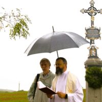 9. ROJICE U RADOMYŠLE: Žehnání obnoveného kříže