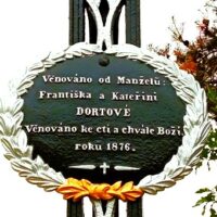 5. ZÁBOŘÍ: žehnání obnoveného kříže