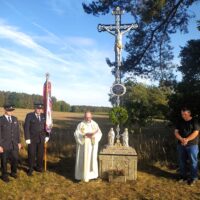 7. ZÁBOŘÍ: žehnání obnoveného kříže