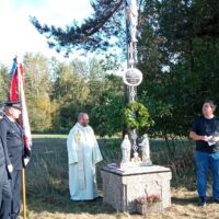 10. ZÁBOŘÍ: žehnání obnoveného kříže