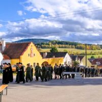 3. LAŽIŠTĚ: Svatohubertská slavnost k 60. výročí založení mysliveckého spolku