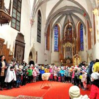 1. NEPOMUK: Předvánoční jarmárek 2023