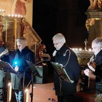 6. KŘEMEŠNÍK: Vánoční koncert při svíčkách