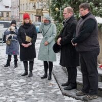 1. TŘEBOŇ: Pietní setkání a minuta ticha za oběti střelby na FF UK
