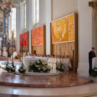 8. Missa Chrismatis se svěcením posvátných olejů 2024