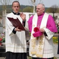 Požehnání opraveného hřbitova v Č. Krumlově