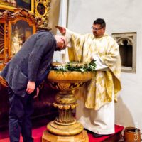 9. Velikonoční vigilie s křestem v Třeboni