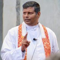 P. Anthony: svatodušní duchovní obnova