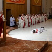 7. Diecéze se raduje z nového kněze