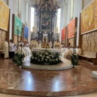 10. Mše svatá na poděkování za 30 let kněžské služby Mons. V. Kročila