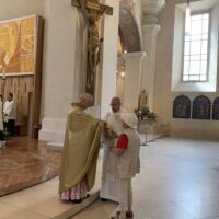 14. Mše svatá na poděkování za 30 let kněžské služby Mons. V. Kročila