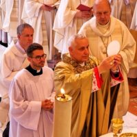 Mše svatá na poděkování za 30 let kněžské služby Mons. V. Kročila – další fotografie