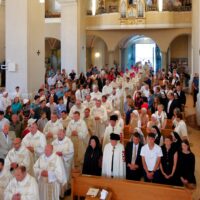 1. Mše svatá na poděkování za 30 let kněžské služby Mons. V. Kročila – další fotografie