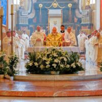 12. Mše svatá na poděkování za 30 let kněžské služby Mons. V. Kročila – další fotografie