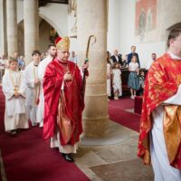 1. Biřmování a žehnání varhan v Třeboni