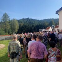 2. Do kostela v Zátoni se po 81 letech vrátily zvony