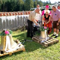 10. Do kostela v Zátoni se po 81 letech vrátily zvony