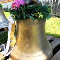 13. Do kostela v Zátoni se po 81 letech vrátily zvony