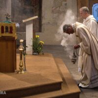 12. Ostatky sv. Tomáše Akvinského v Č. Budějovicích – mše svatá