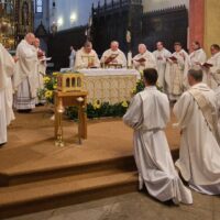 16. Ostatky sv. Tomáše Akvinského v Č. Budějovicích – mše svatá