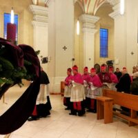 3. Nuncius Okolo oslavil v katedrále svátek sv. Mikuláše