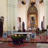 1. Fotogalerie: Mše svatá za zemřelé policisty (Hluboká nad Vltavou)